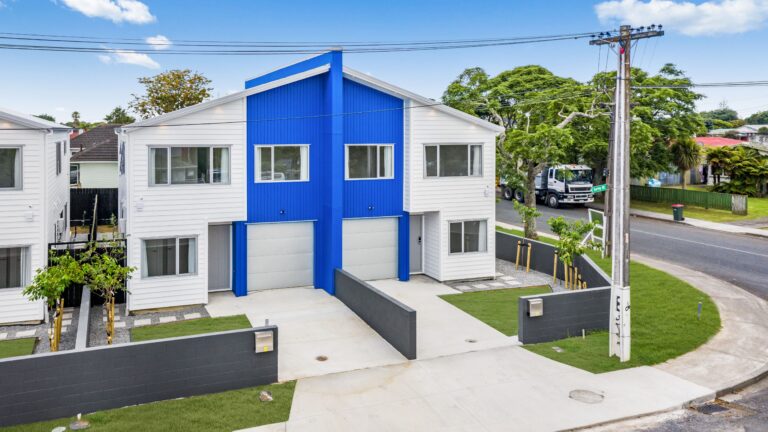1_Surrey_Street__Manurewa__Auckland_2102_v2-_OUTSIDE_2