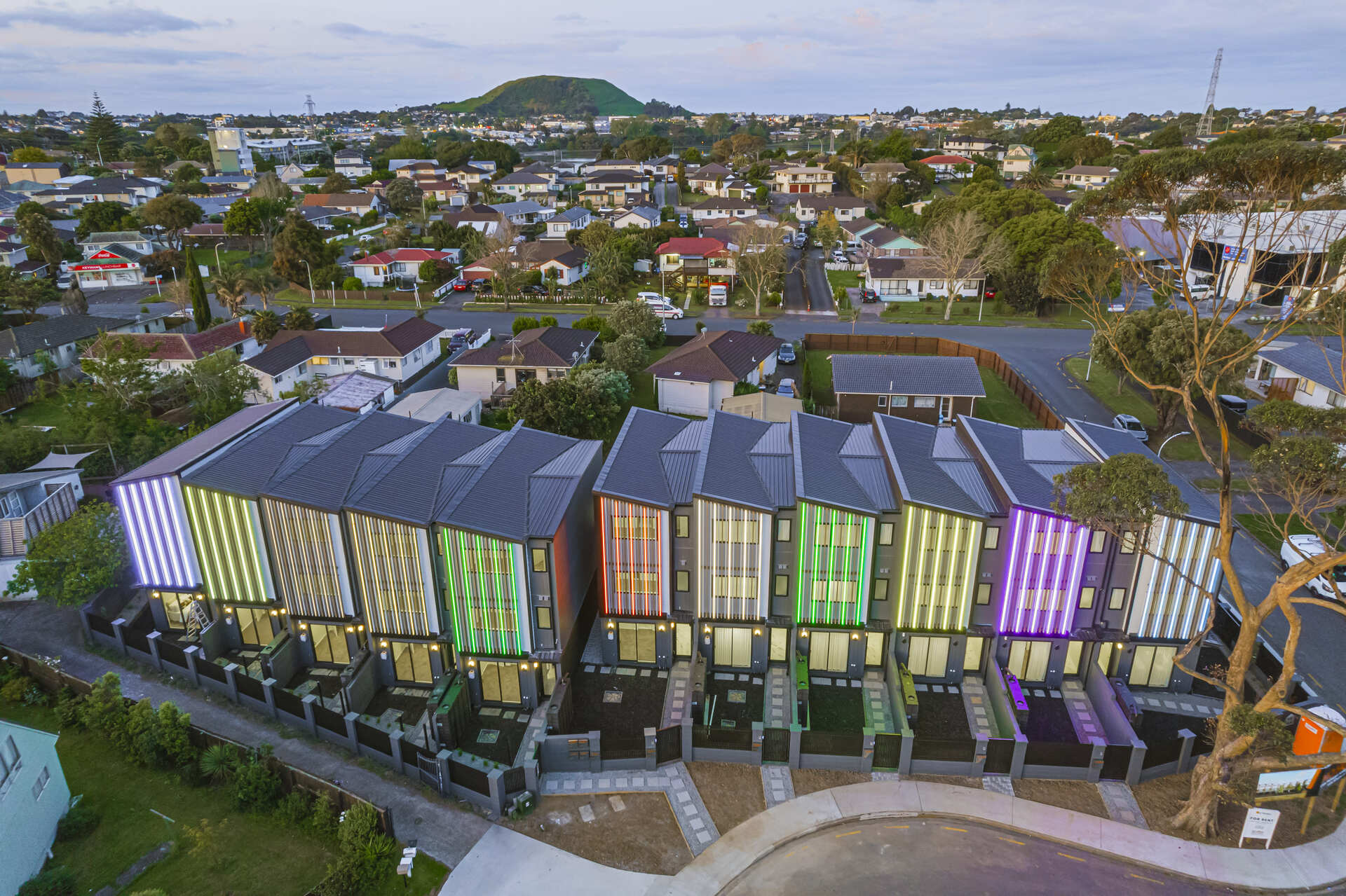 1314 Tomuri Place, Mount Wellington, Auckland 1060 MJ Home